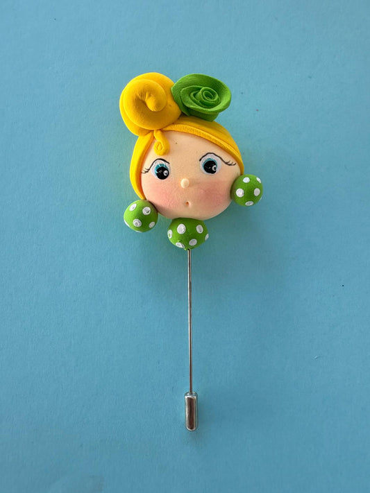 Alfiler de flamenca rubia y verde, hecho a mano, foto 1